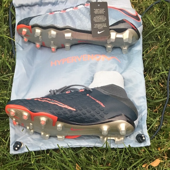 Brand New Nike Cleets size 11. - Picture 1 of 1